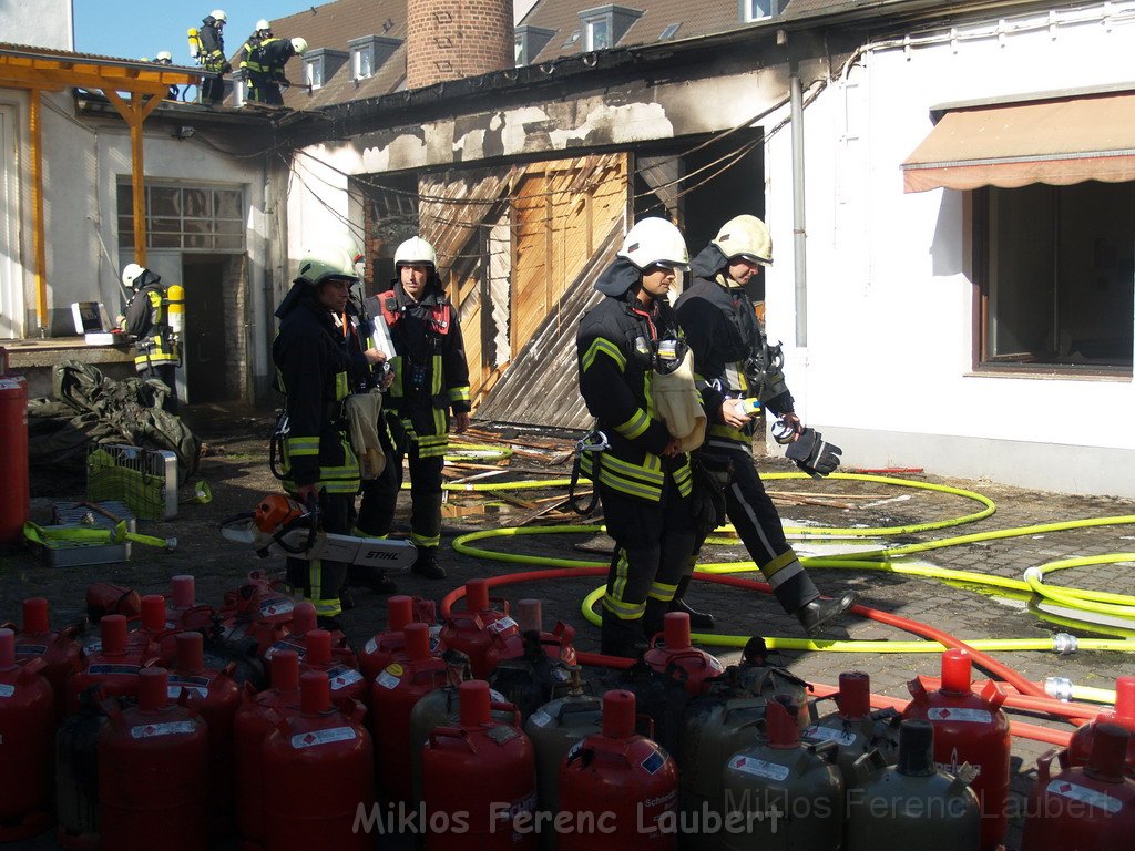 Feuer Koeln Muelheim Ackerstr P090.JPG